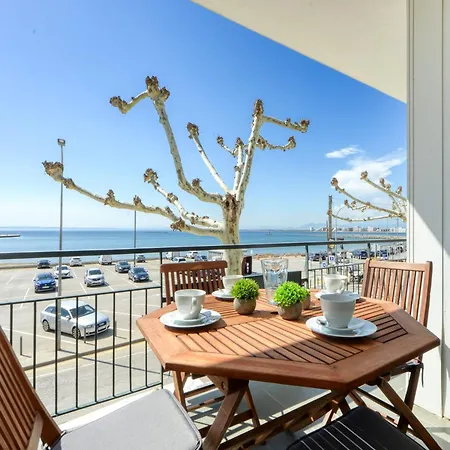 In With Waterfront Views Appartement *