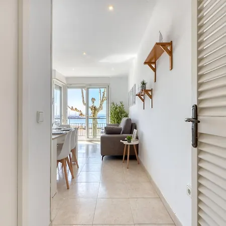 In With Waterfront Views Appartement *