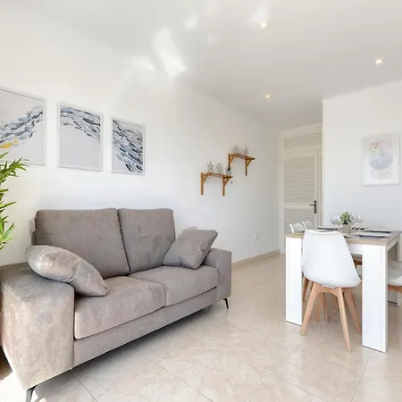 In With Waterfront Views Appartement Roses