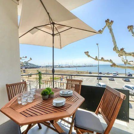 In With Waterfront Views Appartement Roses