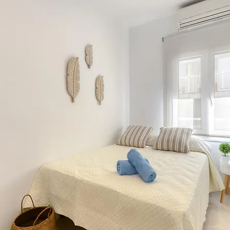 In With Waterfront Views * ロザス